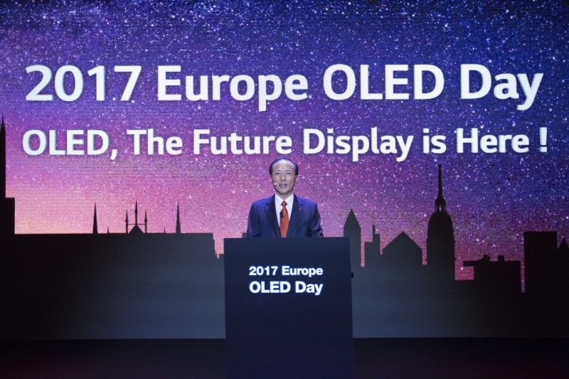 LG prezentuje rolowany telewizor