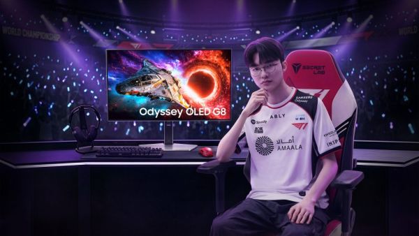 Samsung znów liderem monitorów (1) — kopia